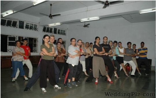 Sandip Soparrkars Ballroom Studio Choreographers weddingplz