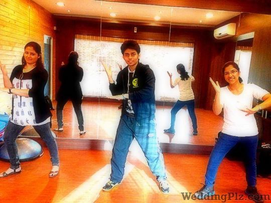Drevolution Zumba and Dance Studio Choreographers weddingplz