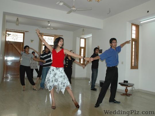 ZipOut Choreographers weddingplz