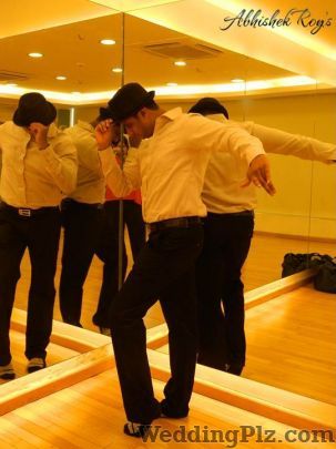 Abhishek Roys Dance Company Choreographers weddingplz