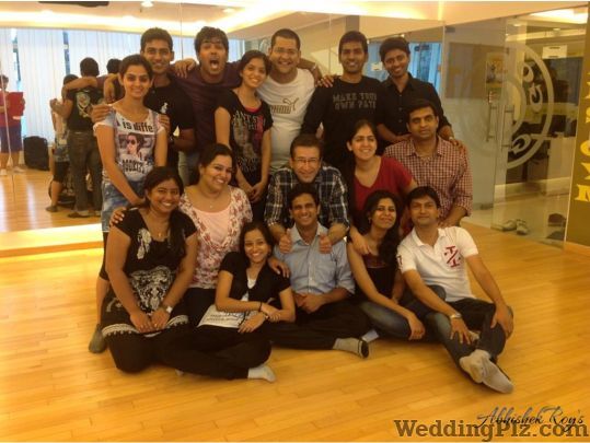 Abhishek Roys Dance Company Choreographers weddingplz