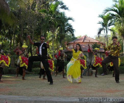 Spinners Dance Studio Choreographers weddingplz