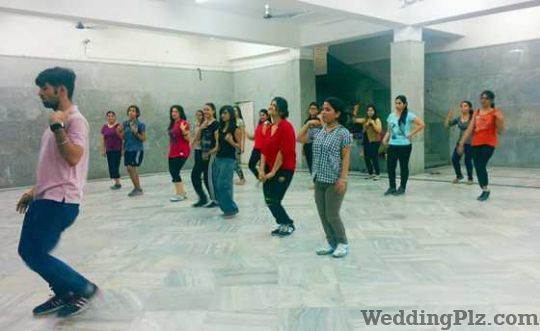 Vinay Ratnasiddi International Institute For Performing Arts Choreographers weddingplz