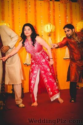 Happy Dancing Feet Choreographers weddingplz