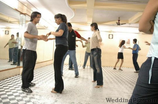 Quick Step Salsa Choreographers weddingplz