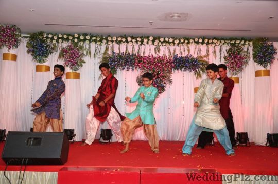 Akkashh Institute of Dance and Fitness Education Choreographers weddingplz
