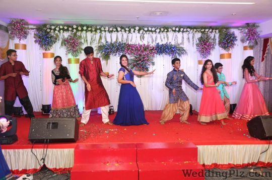 Akkashh Institute of Dance and Fitness Education Choreographers weddingplz