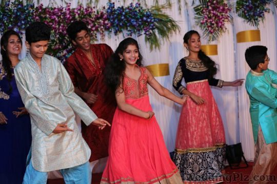 Akkashh Institute of Dance and Fitness Education Choreographers weddingplz