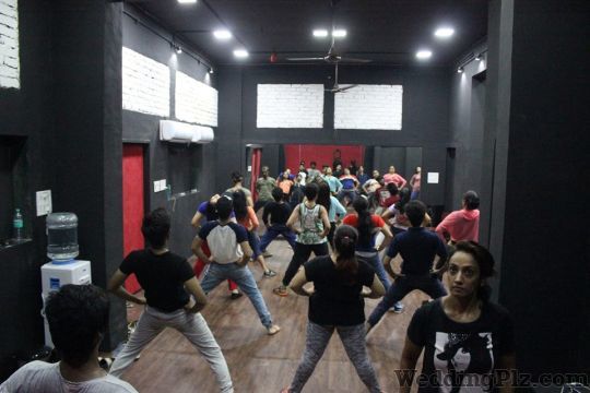 Boombox Wedding Choreographers Choreographers weddingplz