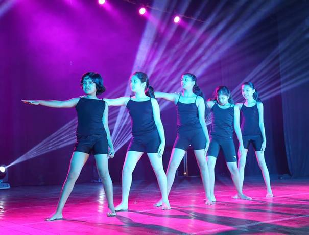 STEPS Dance Studio Choreographers weddingplz