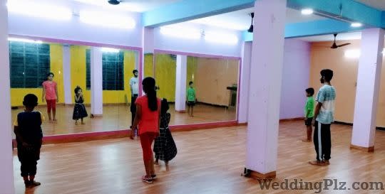 Zero Squad Dance Studio Choreographers weddingplz