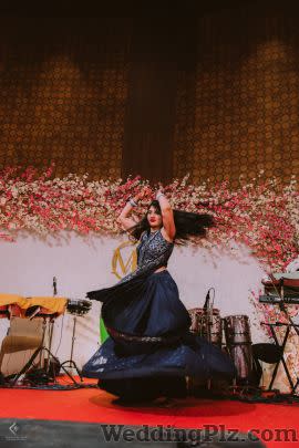 Dance Walla Love Choreographers weddingplz