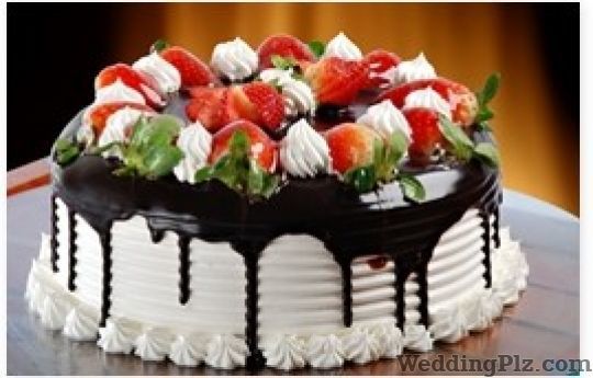 Frequent Bakes Confectionary and Chocolates weddingplz