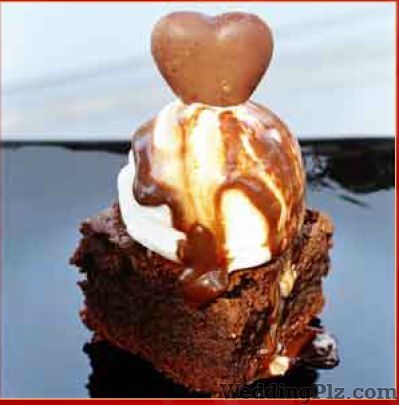 Brownie Cottage Confectionary and Chocolates weddingplz