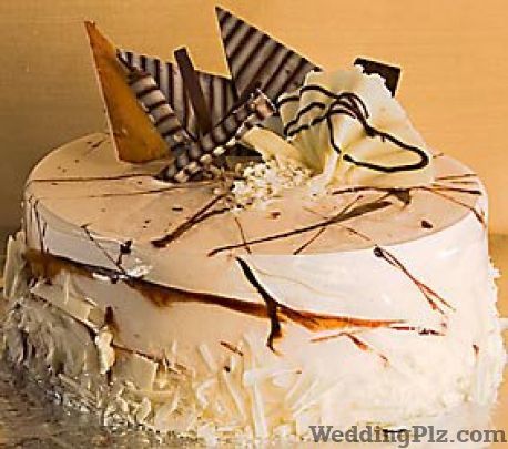 CakePiper And Company Confectionary and Chocolates weddingplz