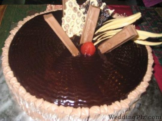 Cakes N More Confectionary and Chocolates weddingplz