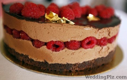 Le 15 Patisserie Confectionary and Chocolates weddingplz