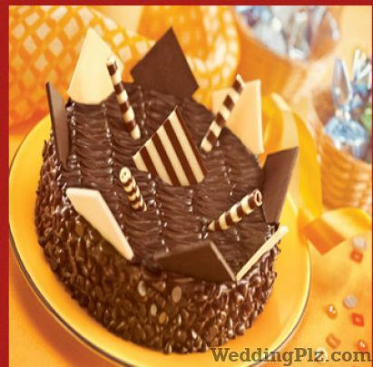 Ribbons And Balloons The Cake Shop Confectionary and Chocolates weddingplz