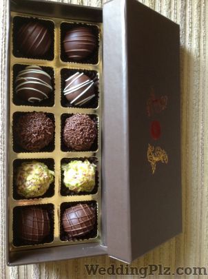 Deliciae Patisserie Confectionary and Chocolates weddingplz