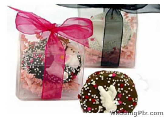 Chocolate Temptation Confectionary and Chocolates weddingplz