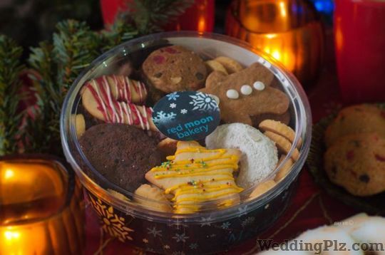 Red Moon Bakery Confectionary and Chocolates weddingplz