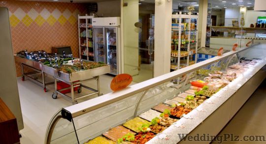 Le Marche Confectionary and Chocolates weddingplz