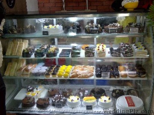 Hero Bakers Confectionary and Chocolates weddingplz