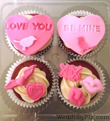 Viya Cupcakery by Tanvi Confectionary and Chocolates weddingplz