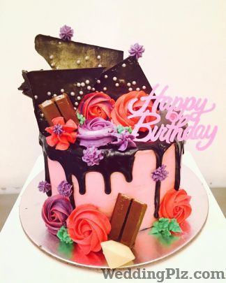 Viya Cupcakery by Tanvi Confectionary and Chocolates weddingplz
