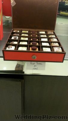 Heartfull Giving Confectionary and Chocolates weddingplz