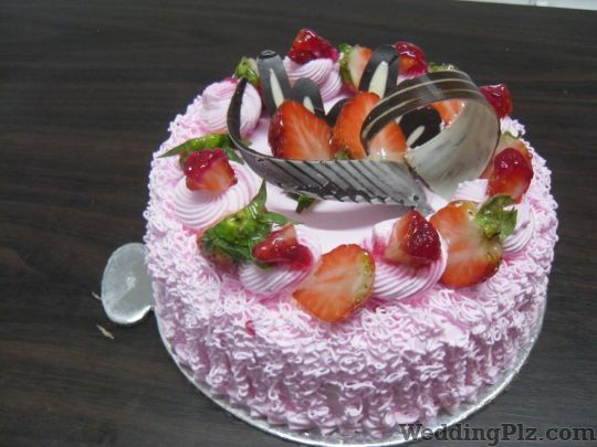 Crust N Cakes Confectionary and Chocolates weddingplz