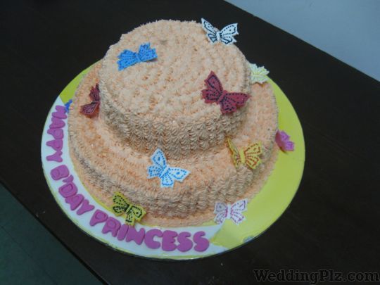 Crust N Cakes Confectionary and Chocolates weddingplz