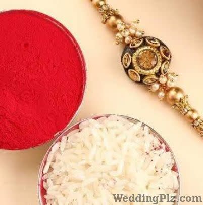 Festive crafts Confectionary and Chocolates weddingplz