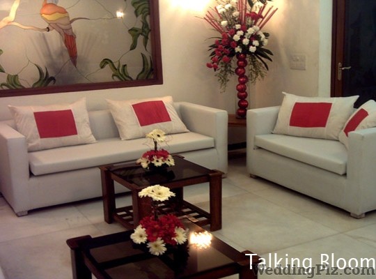 Talking Blooms Decorators weddingplz
