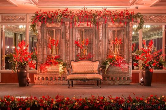 Meghaa Flower Box Decorators weddingplz