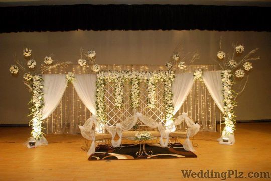 Maze Decorators weddingplz