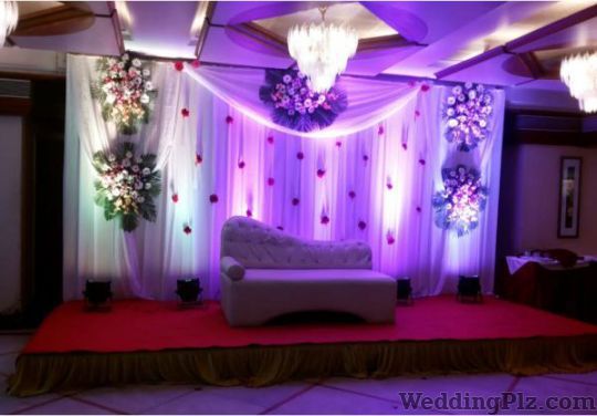 Divine Decore Decorators weddingplz