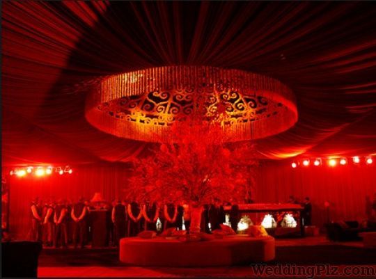 Golden Petals Decorators weddingplz