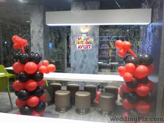 The Balloon Man Decorators weddingplz