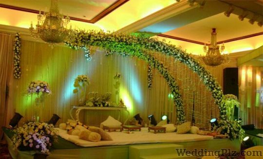 Thomas Events Decorators weddingplz