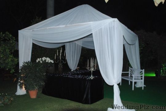 Roses and Petals Flower Decoration Decorators weddingplz